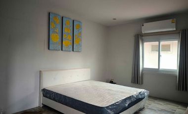 For sale 5 bedrooms house in Mueang Chiang Mai, Chiang Mai