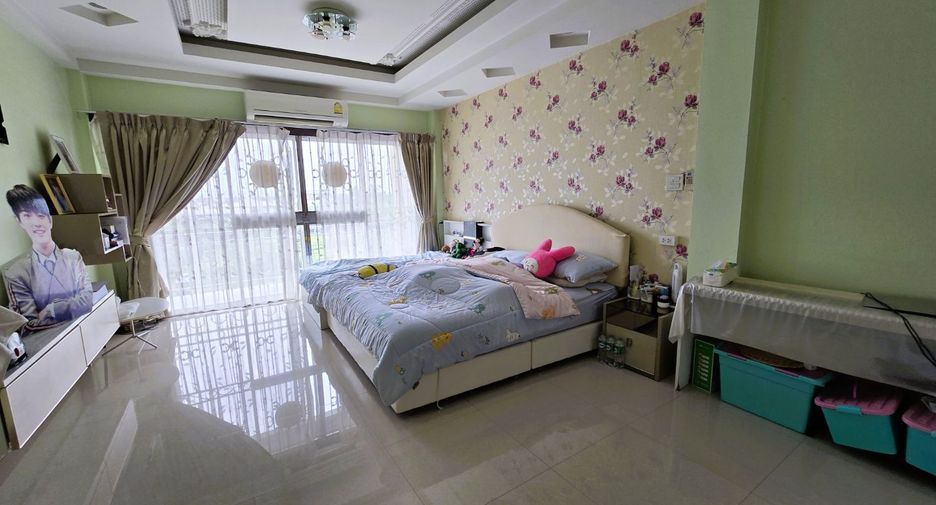 For sale 6 bedrooms retail Space in Mueang Samut Songkhram, Samut Songkhram
