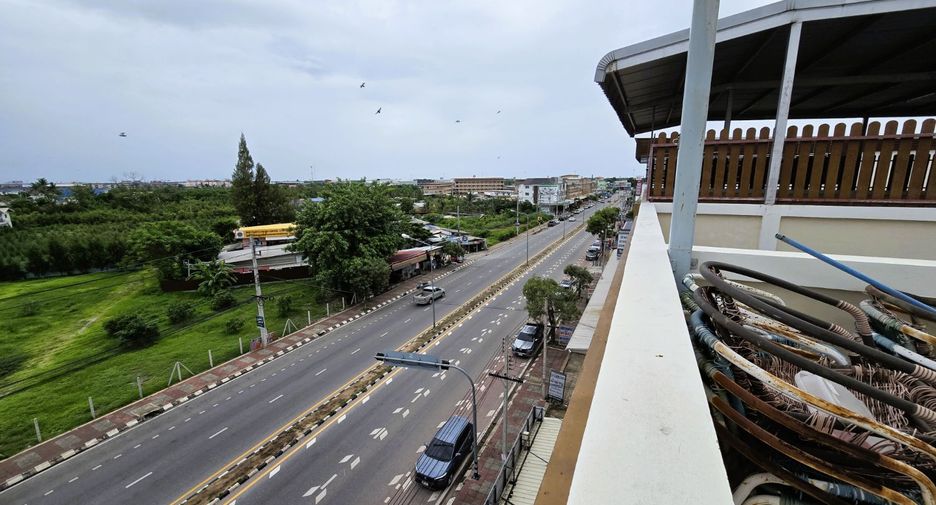 For sale 6 bedrooms retail Space in Mueang Samut Songkhram, Samut Songkhram