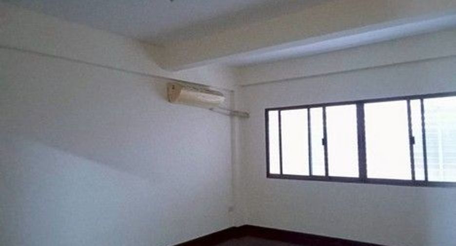 For sale 4 bedrooms office in Mueang Samut Prakan, Samut Prakan