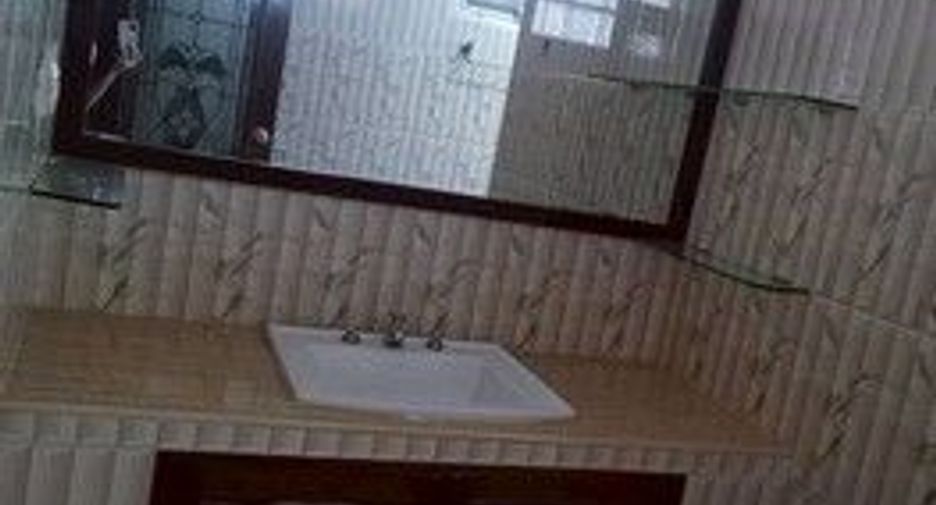For sale 4 bedrooms office in Mueang Samut Prakan, Samut Prakan