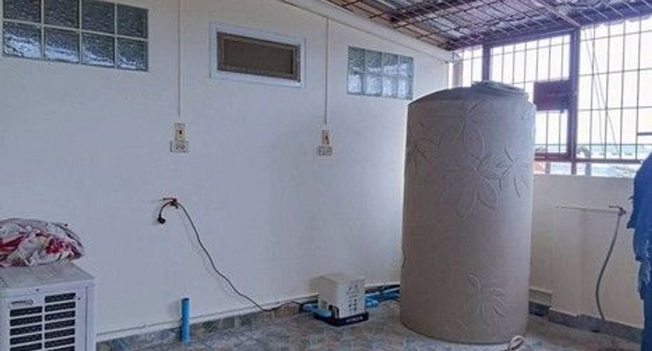 For sale 4 bedrooms office in Mueang Samut Prakan, Samut Prakan