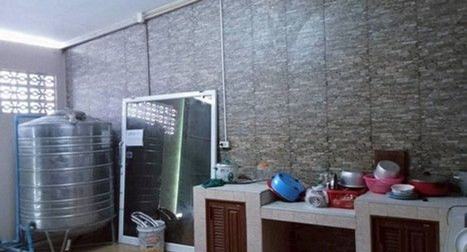 For sale 4 bedrooms office in Mueang Samut Prakan, Samut Prakan