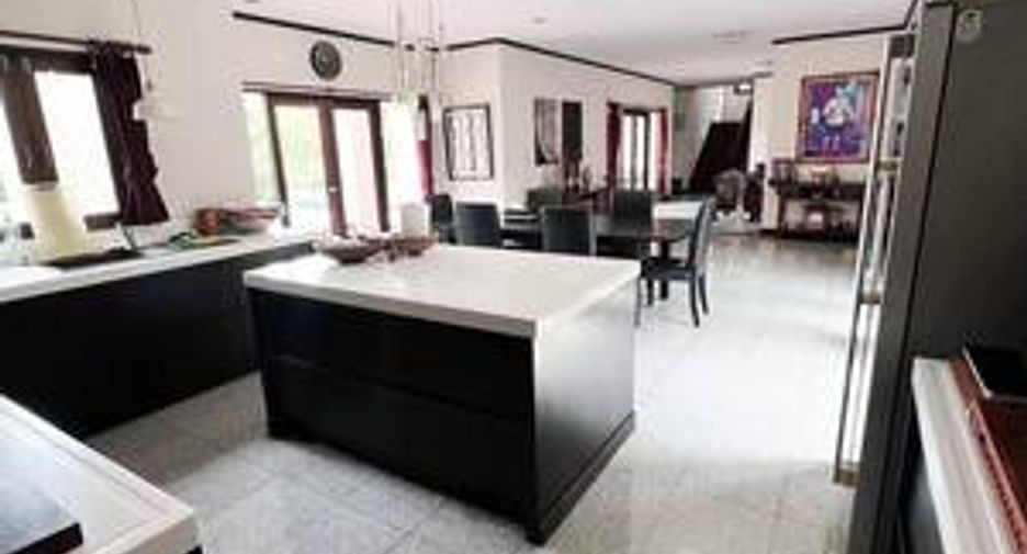 À vendre 4 chambres maison à Bang Sao Thong, Samut Prakan