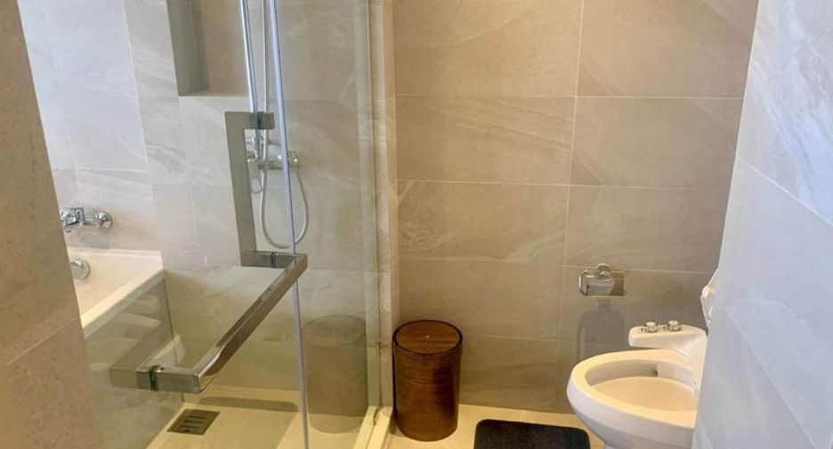 For sale 1 bed condo in Si Racha, Chonburi