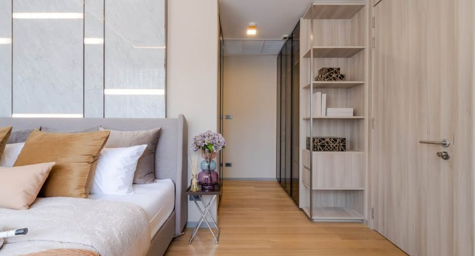 Condo en alquiler de 3 habitaciones en Watthana, Bangkok