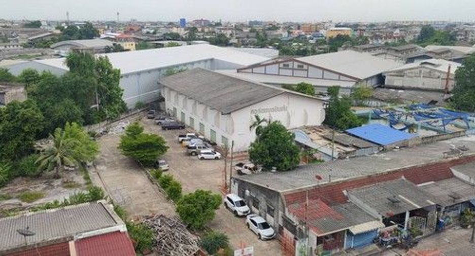 Oficina en venta en Krathum Baen, Samut Sakhon
