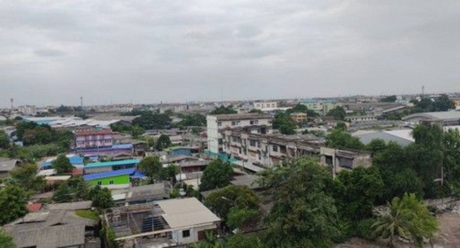 Oficina en venta en Krathum Baen, Samut Sakhon