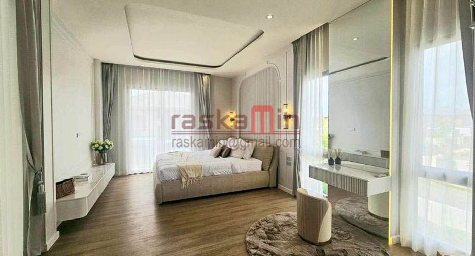 For rent and for sale 4 bedrooms house in Bang Lamung, Chonburi