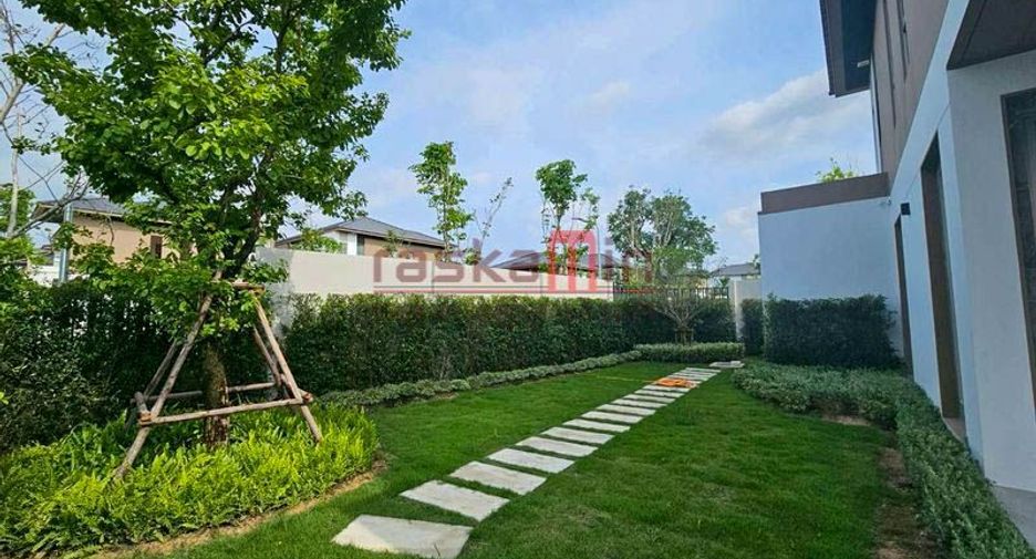For rent and for sale 4 bedrooms house in Bang Lamung, Chonburi