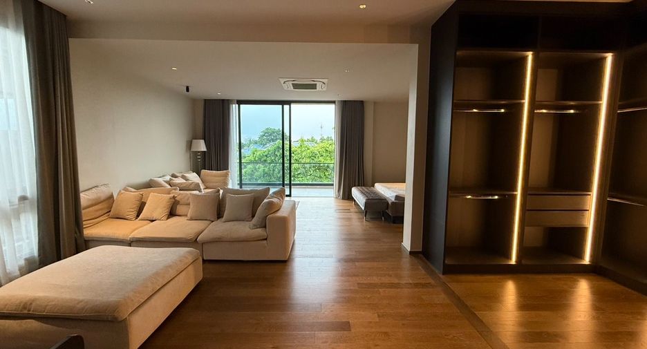 For rent 5 bedrooms house in Suan Luang, Bangkok