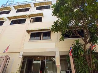 For rent and for sale 9 bed office in Mueang Chiang Mai, Chiang Mai