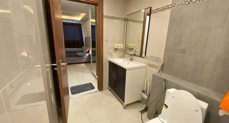 For rent 1 bed condo in Bang Lamung, Chonburi