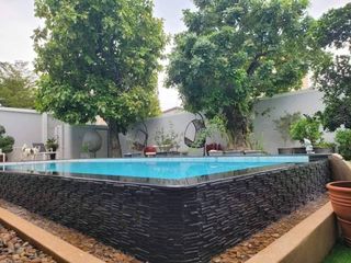 For rent and for sale 6 bed house in Bang Lamung, Chonburi