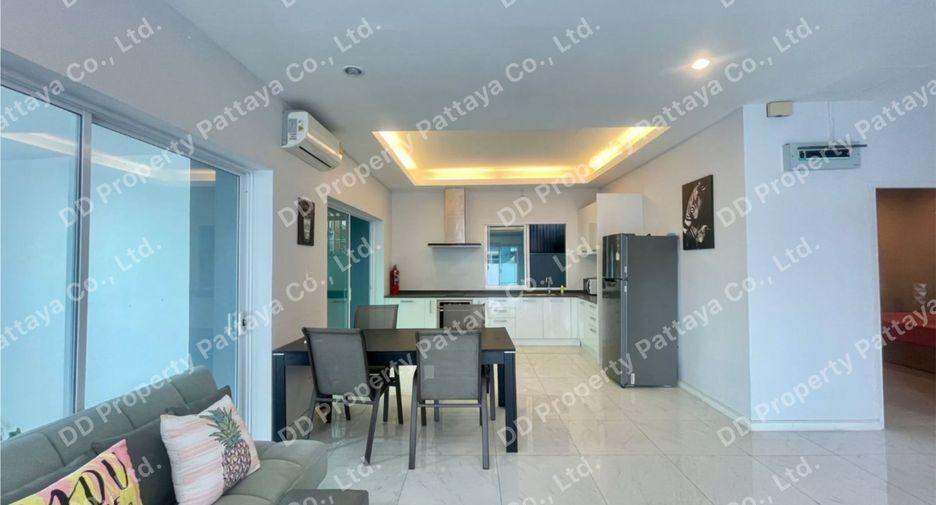 À vendre 4 chambres villa à Bang Lamung, Chonburi