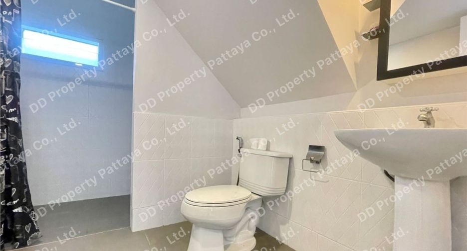 À vendre 4 chambres villa à Bang Lamung, Chonburi