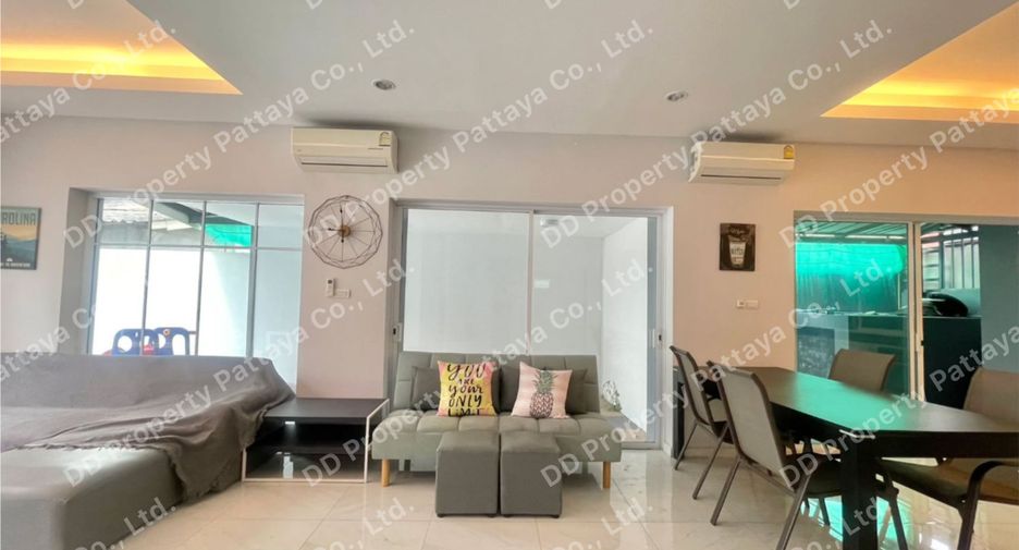À vendre 4 chambres villa à Bang Lamung, Chonburi