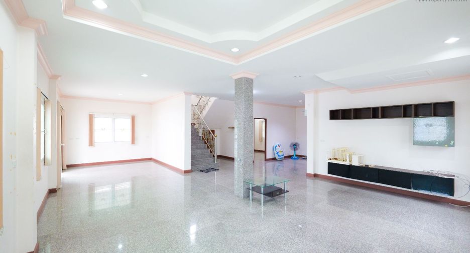 For sale 4 ベッドルーム house in Ban Phaeo, Samut Sakhon