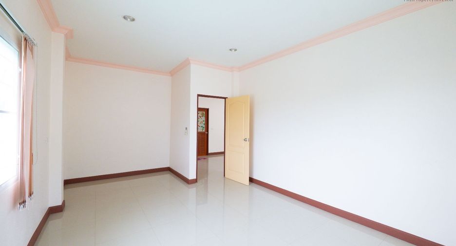 For sale 4 ベッドルーム house in Ban Phaeo, Samut Sakhon