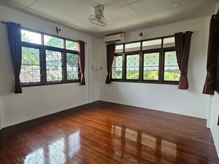 For rent 5 bed house in Bang Lamung, Chonburi