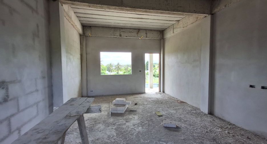 À vendre 30 chambres local commercial à Nikhom Phatthana, Rayong