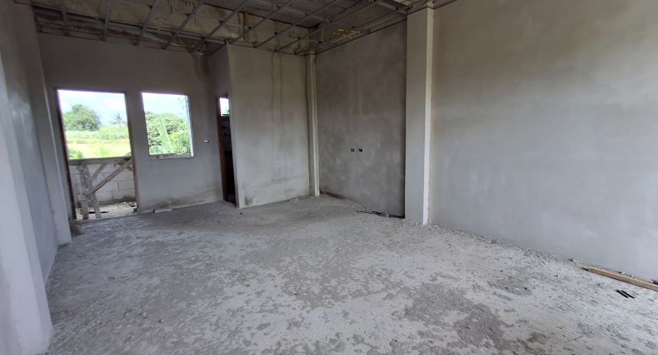 À vendre 30 chambres local commercial à Nikhom Phatthana, Rayong