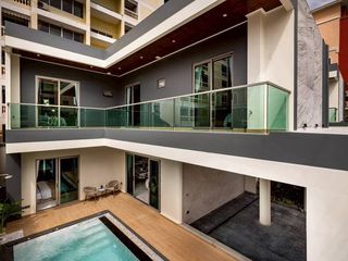 Villa en venta de 4 habitaciones en Bang Lamung, Chonburi