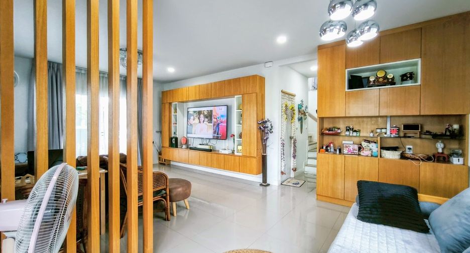 À vendre 3 chambres maison à Lat Krabang, Bangkok