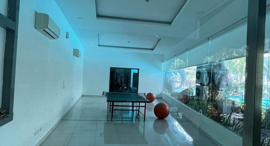 À louer et à vendre 2 chambres condo à Bang Lamung, Chonburi