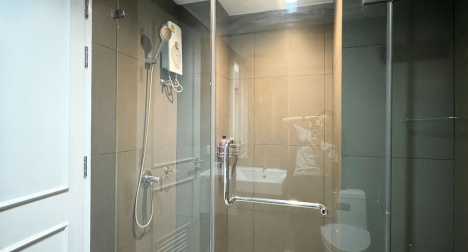 Продажа 1 кровать кондо в Щаттхана, Бангкок