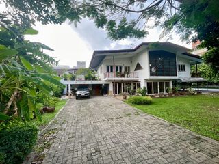 For sale 4 ベッドルーム house in Khlong Toei, Bangkok