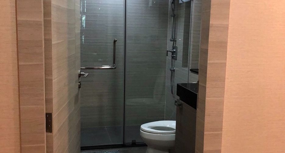 Продажа 3 спальни кондо в Патхум Щан, Бангкок