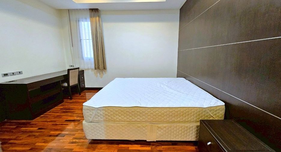 出租 3 卧室 服务式公寓 在 Khlong Toei, 曼谷