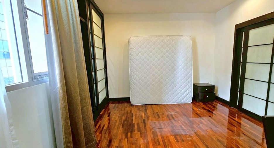出租 3 卧室 服务式公寓 在 Khlong Toei, 曼谷
