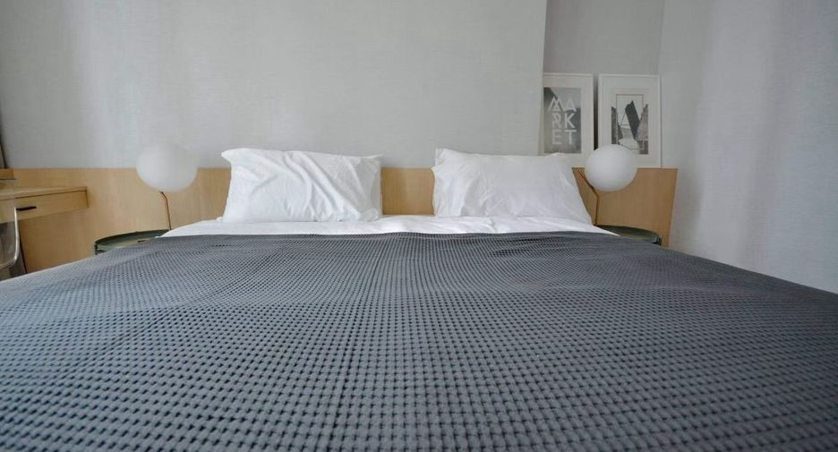 For rent and for sale 2 bedrooms condo in Huai Khwang, Bangkok