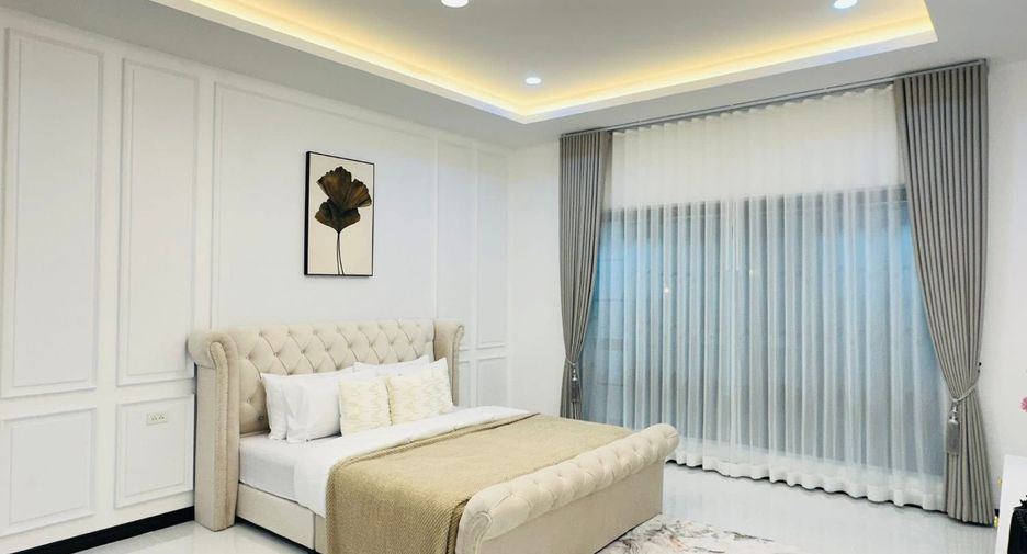 For sale 4 bedrooms house in Sattahip, Chonburi