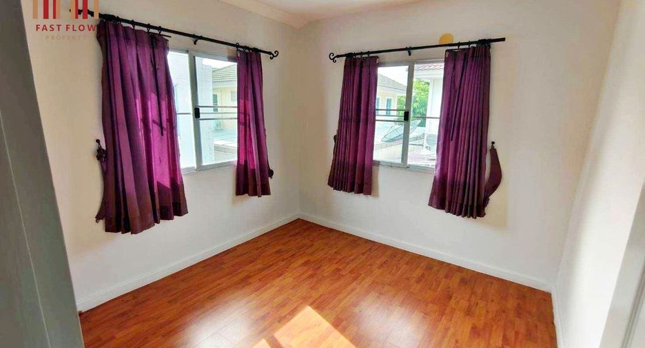 Haus zum Kauf mit 3 Zimmer in Lam Luk Ka, Pathum Thani