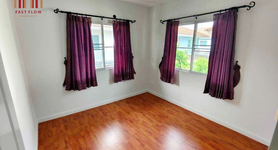 Haus zum Kauf mit 3 Zimmer in Lam Luk Ka, Pathum Thani