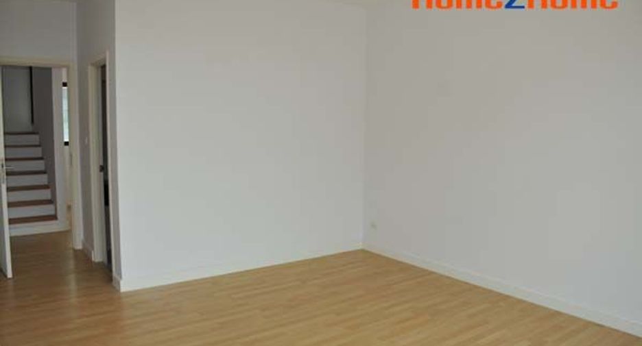 For sale 3 bedrooms townhouse in Mueang Nonthaburi, Nonthaburi