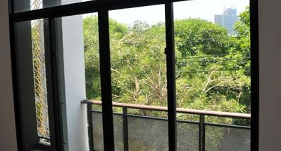 For sale 3 bedrooms townhouse in Mueang Nonthaburi, Nonthaburi