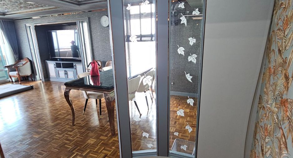 For rent 2 bedrooms condo in Pak Kret, Nonthaburi