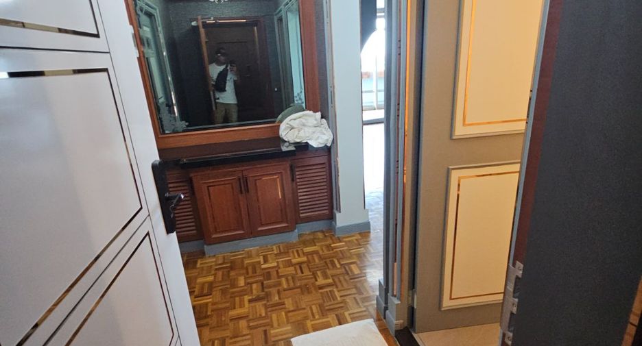 For rent 2 bedrooms condo in Pak Kret, Nonthaburi