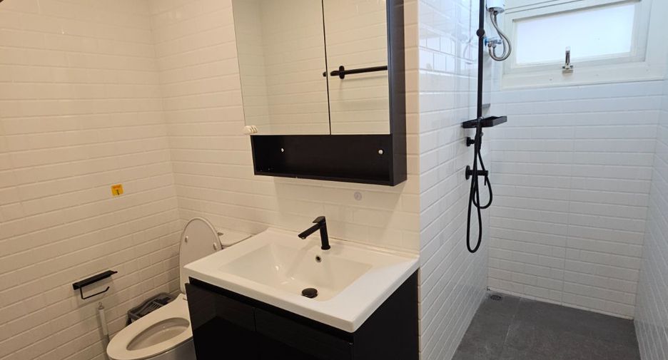 For rent 2 bedrooms condo in Pak Kret, Nonthaburi
