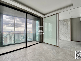 For sale 1 bed condo in Khlong Toei, Bangkok