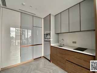 For sale 1 bed condo in Khlong Toei, Bangkok