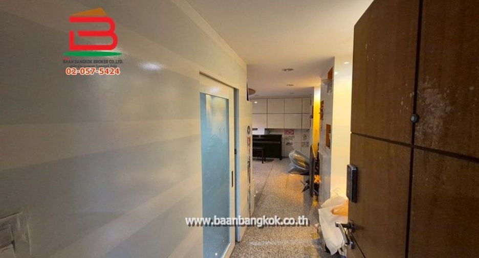 Local comercial en venta de 5 habitaciones en Bang Kho Laem, Bangkok