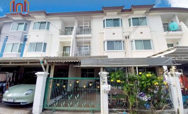 Продажа 3 спальни таунхаус в Mueang Samut Prakan, Самутпракан