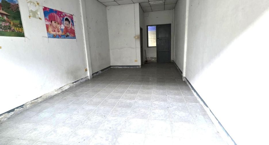 Продажа 6 спальни дом в Саттахип, Чонбури