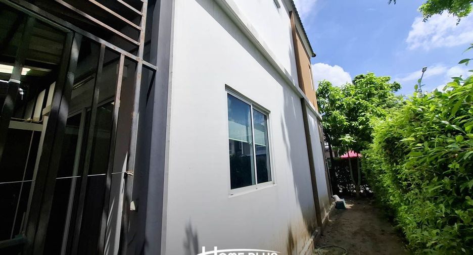 For sale 3 bedrooms townhouse in Pak Kret, Nonthaburi
