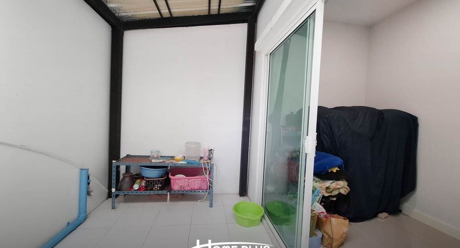 For sale 3 bedrooms townhouse in Pak Kret, Nonthaburi